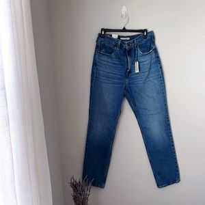 NWT! Levi's® Premium
70'S HIGH SLIM STRAIGHT WOMEN'S JEANS